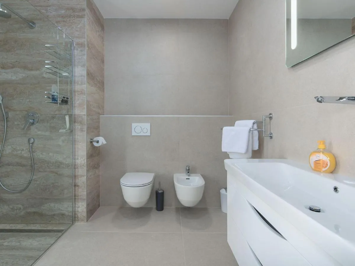 Wonderful Villa With Swimming Pool And Wellness Brtonigla 0*,