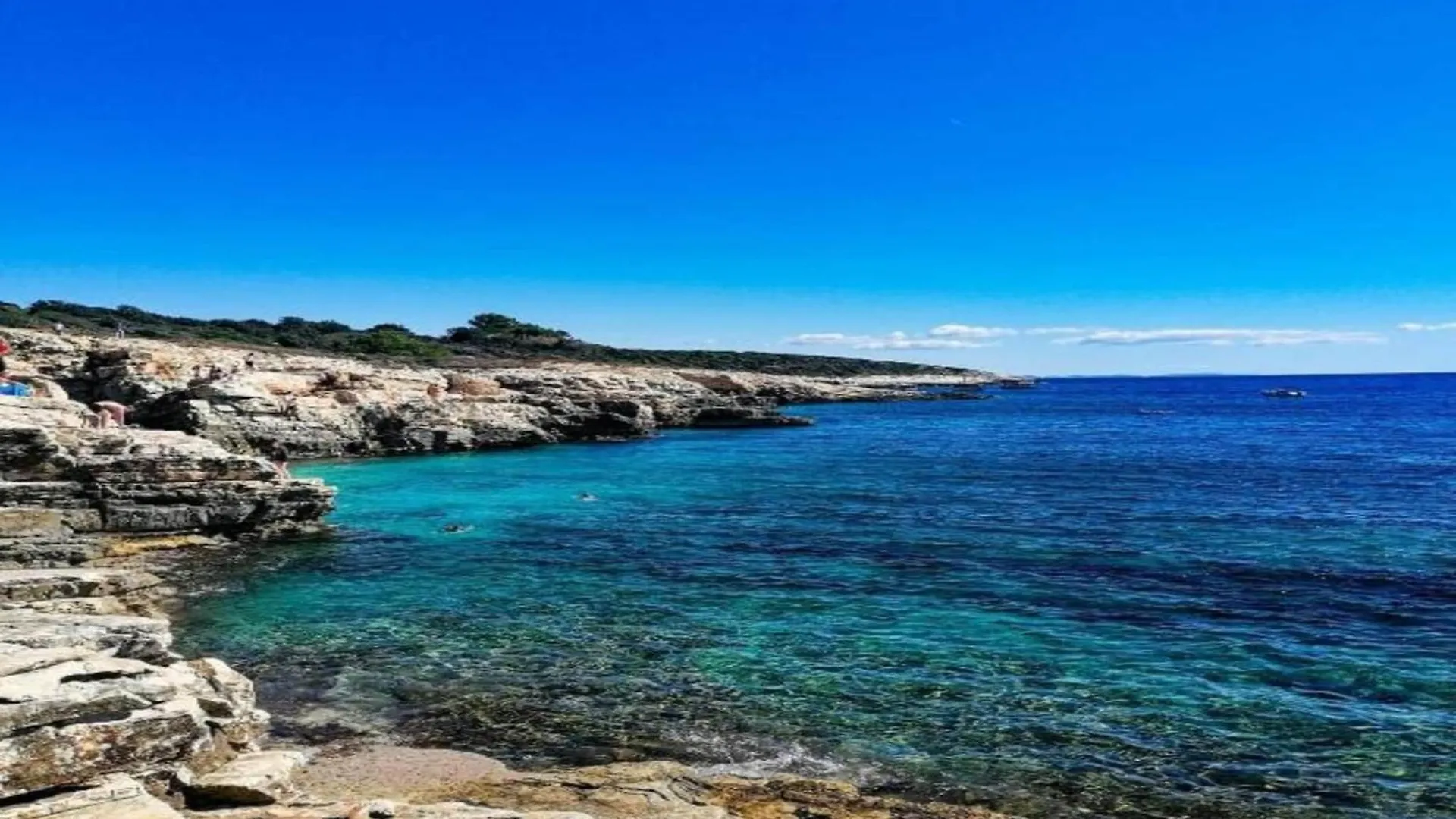 Wonderful Villa With Swimming Pool And Wellness Brtonigla